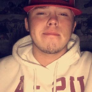 Meet your Posher, Devin